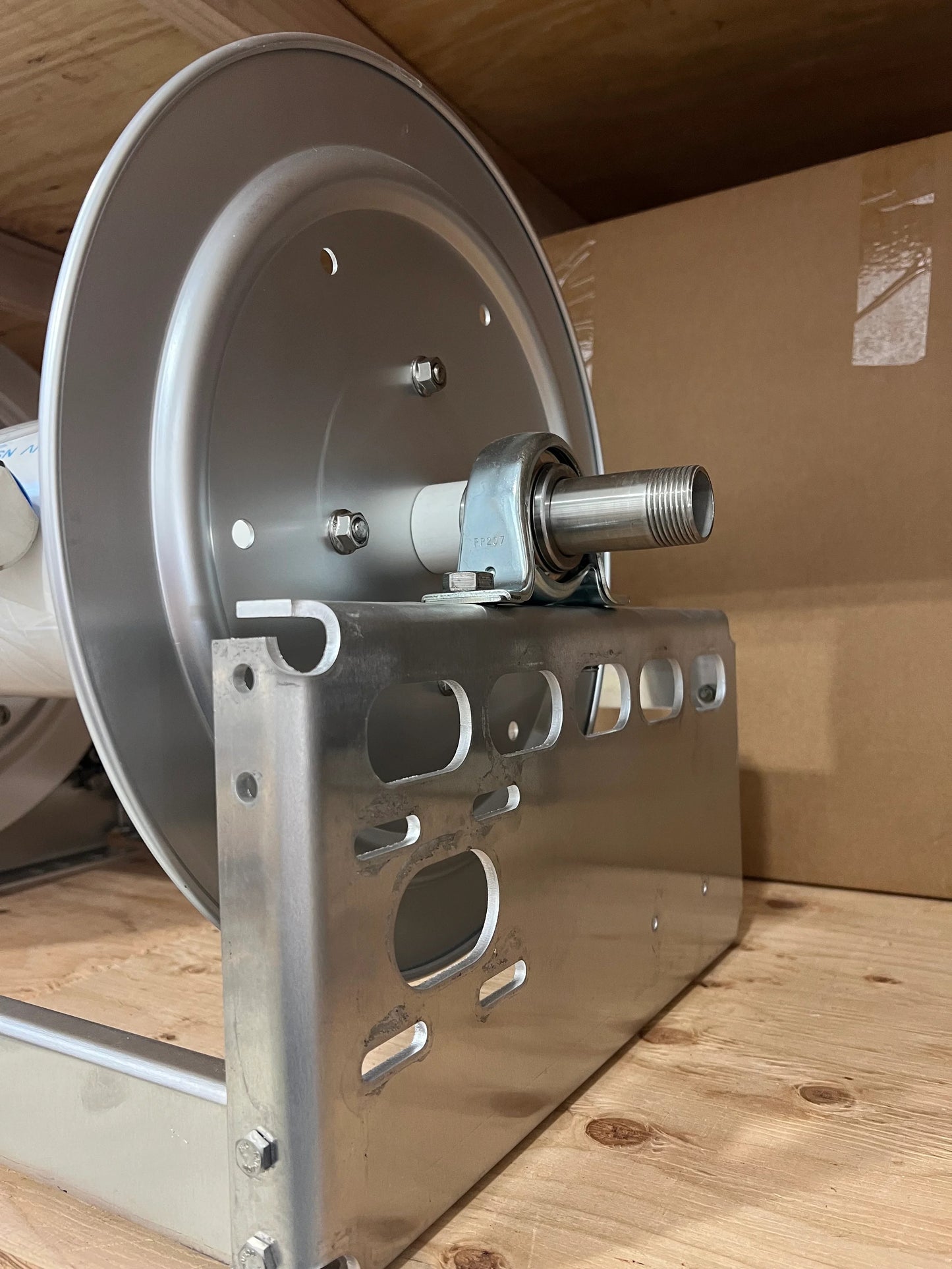 Kings 18" Electric Reel with 1" Stainless Steel Manifold - Soft Wash Factory